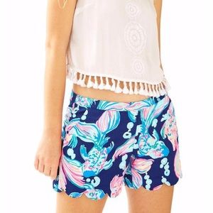 Lilly Pulitzer Going Coastal Scalloped Shorts